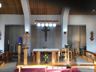 カトリック茅ヶ崎教会聖堂　カトリック横浜司教区